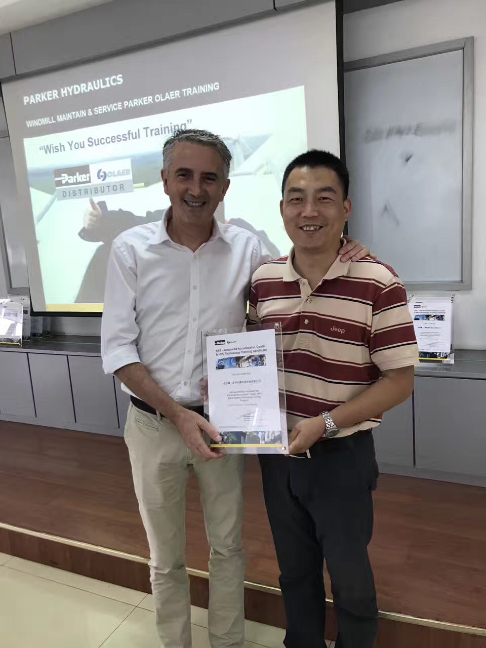 Parker液壓培訓(xùn)順利通過，畜能器；冷卻器；維修；購買可以聯(lián)絡(luò)我們